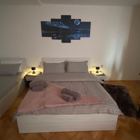 Apartman Bonaca Ni Esterno foto