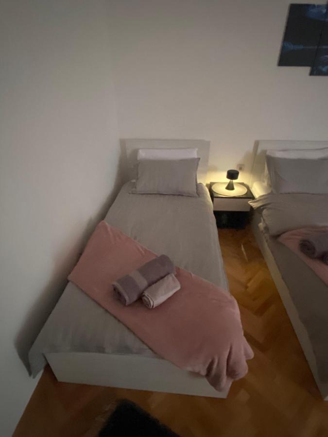 Apartman Bonaca Ni Esterno foto