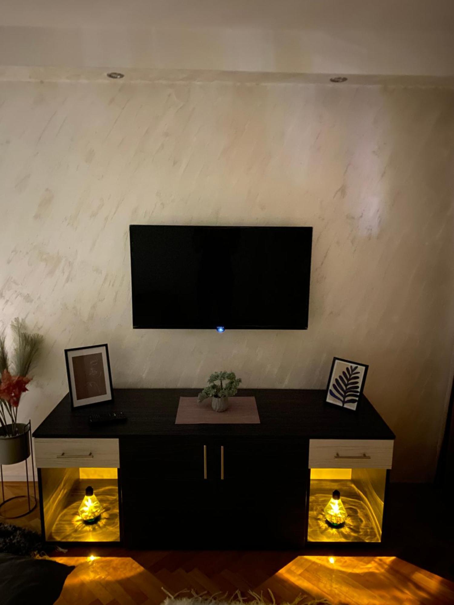 Apartman Bonaca Ni Esterno foto