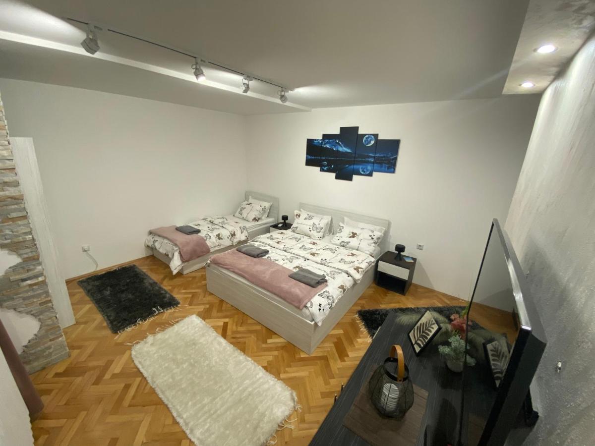 Apartman Bonaca Ni Esterno foto