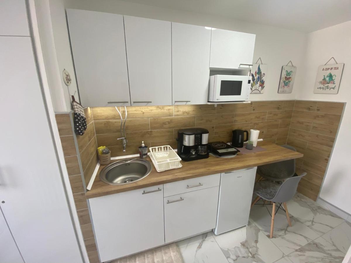 Apartman Bonaca Ni Esterno foto
