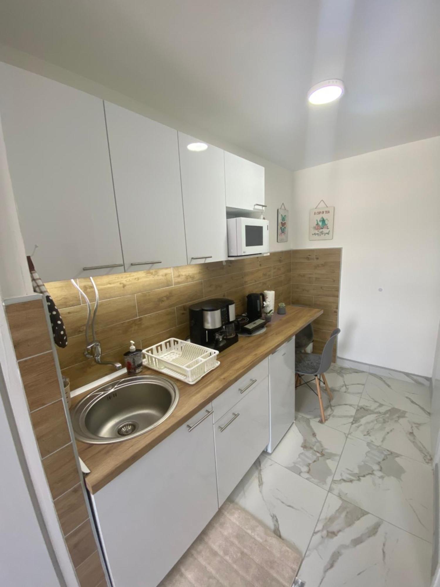 Apartman Bonaca Ni Esterno foto